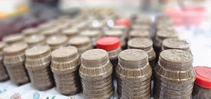 معجون کلحر پاکستانی هندی افزایش وزن بدون عوارض گیاهی-ترکیب 16 گیاه +30 گرم ژل رویال+عسل کنارجنوب--حجم ۱ کیلو